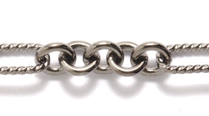 33CX0809: Chain 5 5mm Round 9mm Twist Oval GNMTL 1FT