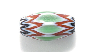 34IN384: Chevron Oval Green/red 7x10mm AVG- 50GM