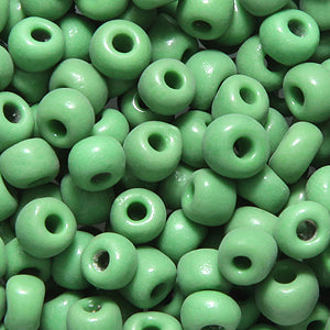5SV183-5: VIN VEN Opaque Yellow Green #5 5/0 500GM