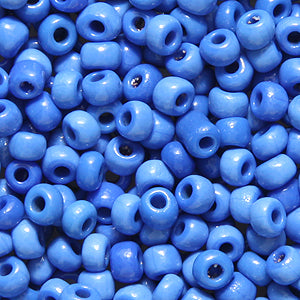 8SV175-1: VIN VEN MED Blue #28 8/0 500GM