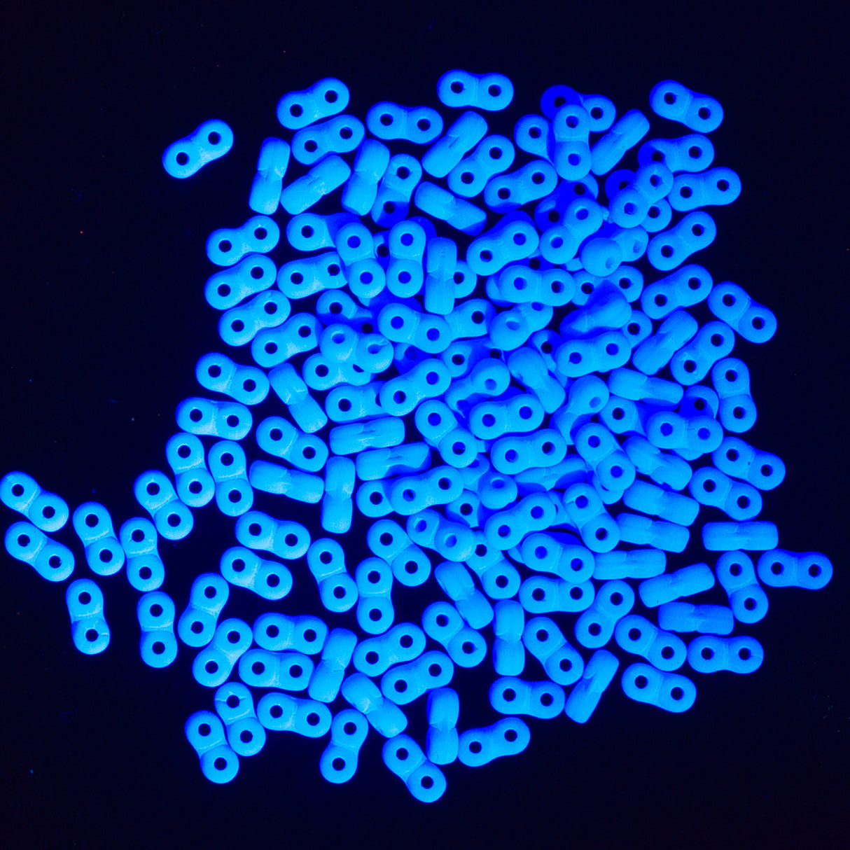 25TQ668-N: Czech Infinity Neon Capri Blue Matte 2x5mm - 1200 Pieces