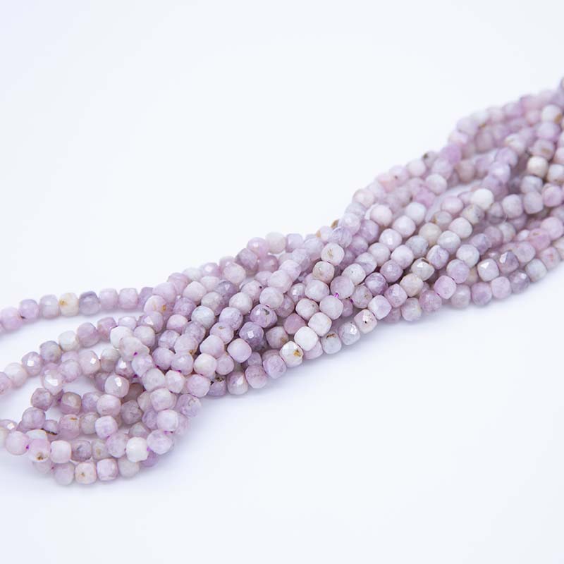 52ST491-WF: Kunzite FC Cube 4mm