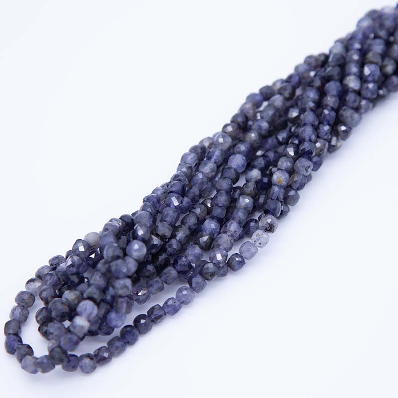 53ST486-WF: Iolite FC Cube 5mm