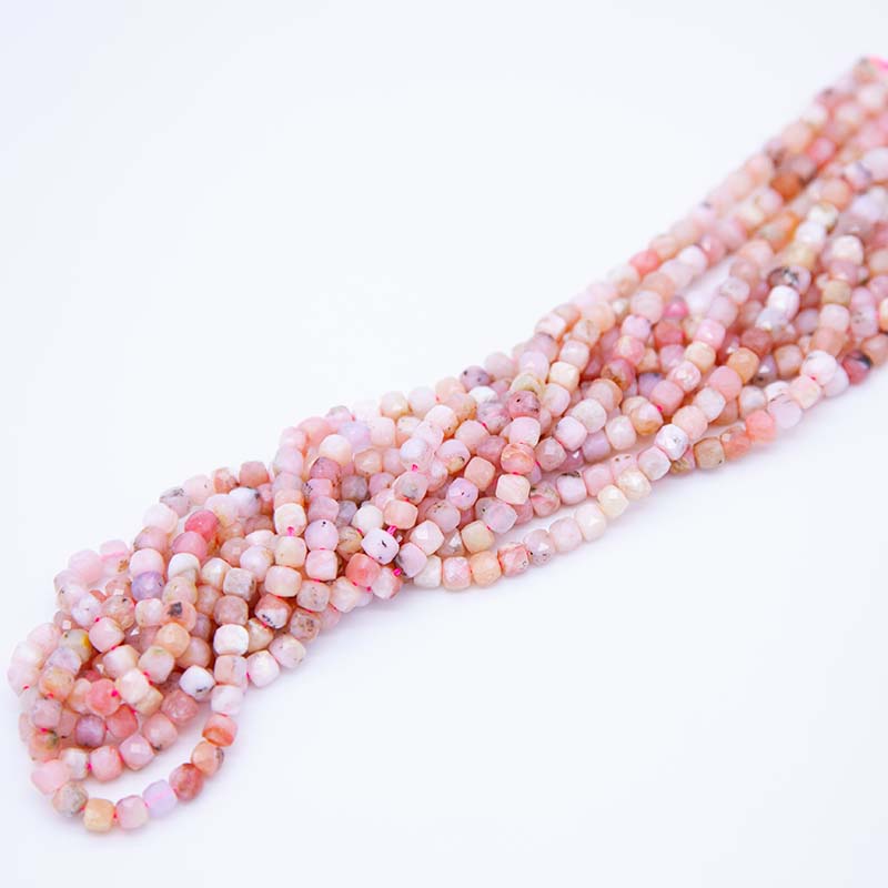 52ST460-PWF: Pink Peruvian Opal FC Cube 4mm