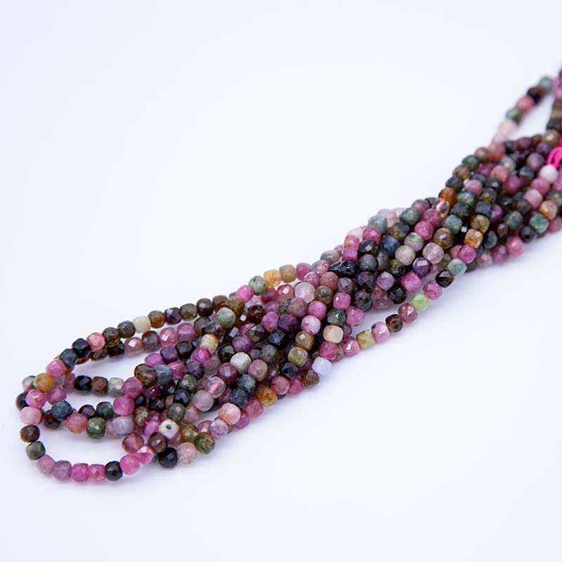 52ST492-WF: Tourmaline FC Cube 4mm
