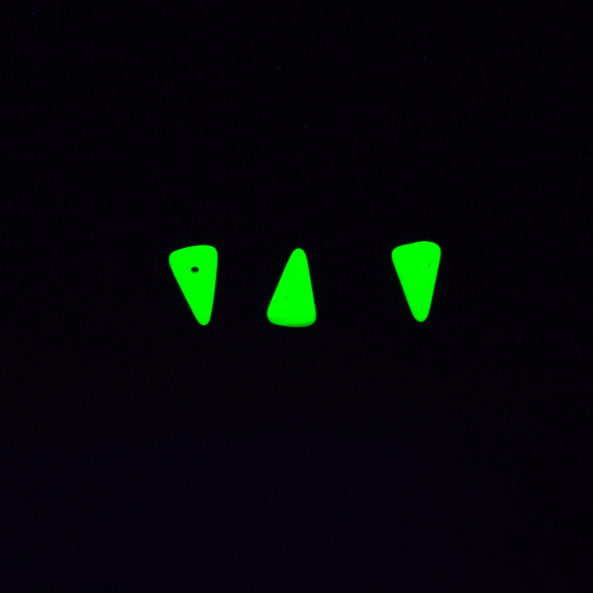 3DP684-NM: CZ Spike Neon Green Matte 4x7-5x8mm 200PC