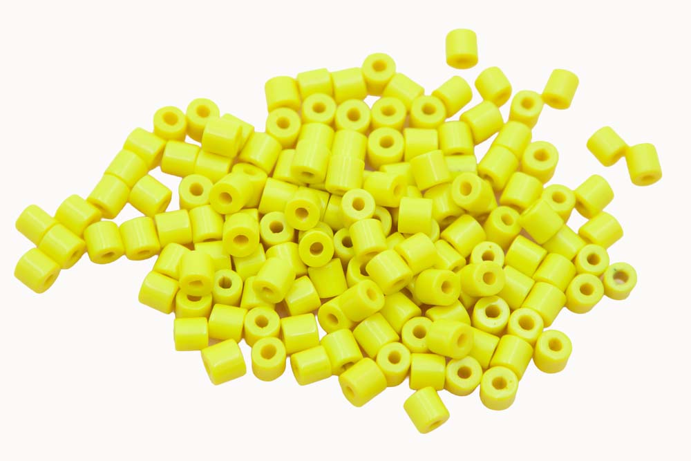 6IN126: India Tile Bead Yellow 6mm - 50GM