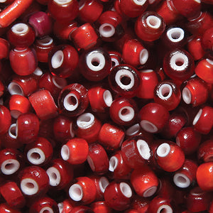 6SV7999-7R: Vintage Venetian White Heart Red LT Rose 6/0 50 Gram Bag