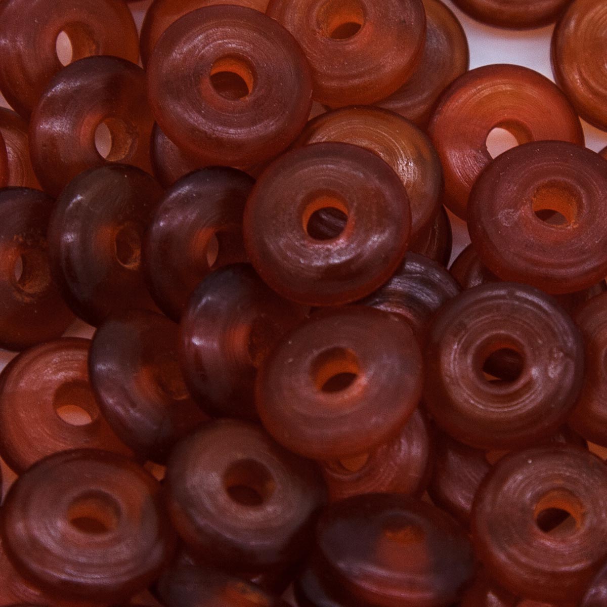 78HR252: Horn Saucer Amber Color 12-13mm 80PC