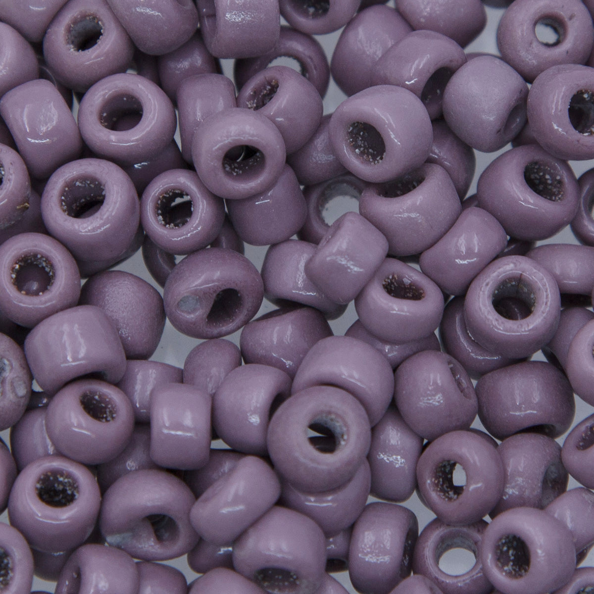 78SV196: Vintage Venetian Medium Crow Opaque Orchid #1 7mm 250 Grams