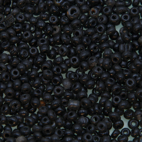 7SV100-5: Vintage Venetian Opaque Jet Black 7/0 250 Grams