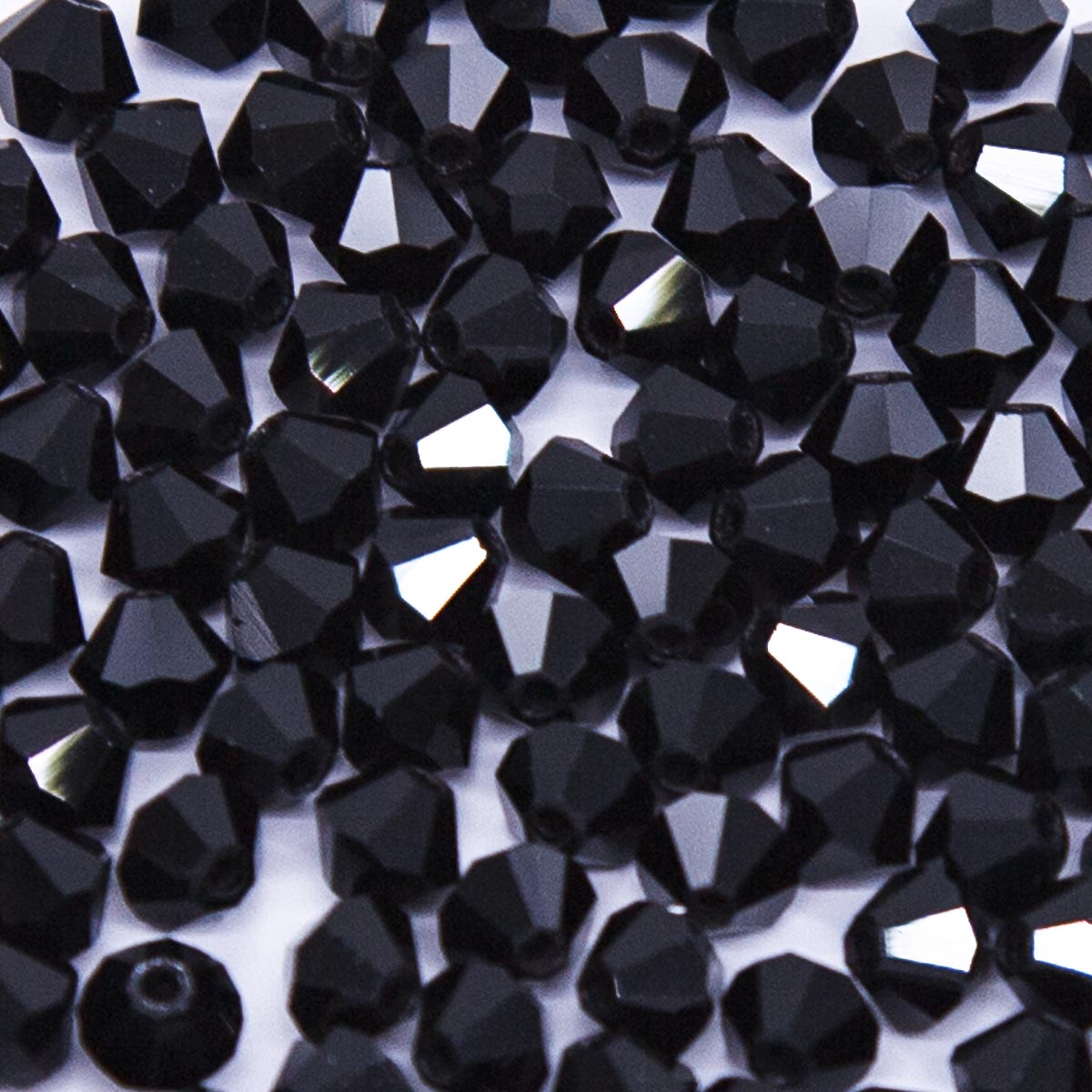 82CC109: Preciosa Crystal Dia Jet 4mm-144PC