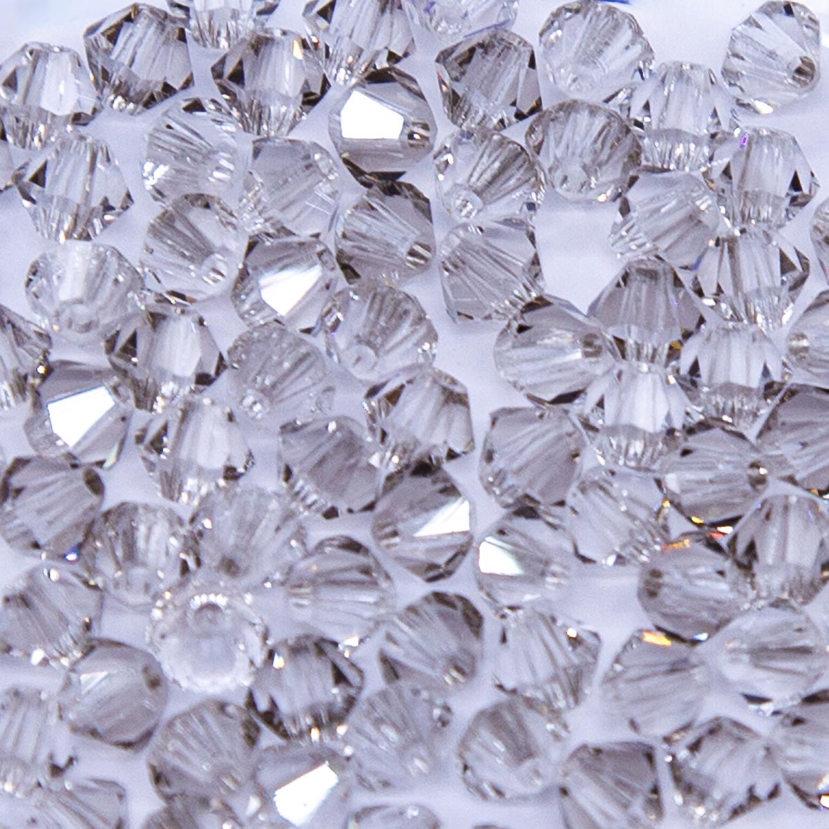 82CC512-4: Preciosa Crystal Dia Crystal Velvet 4mm-144PC