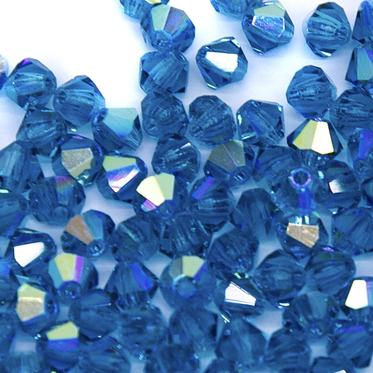 82CC567: Preciosa Crystal Dia Indicolite AB 4mm-144PC