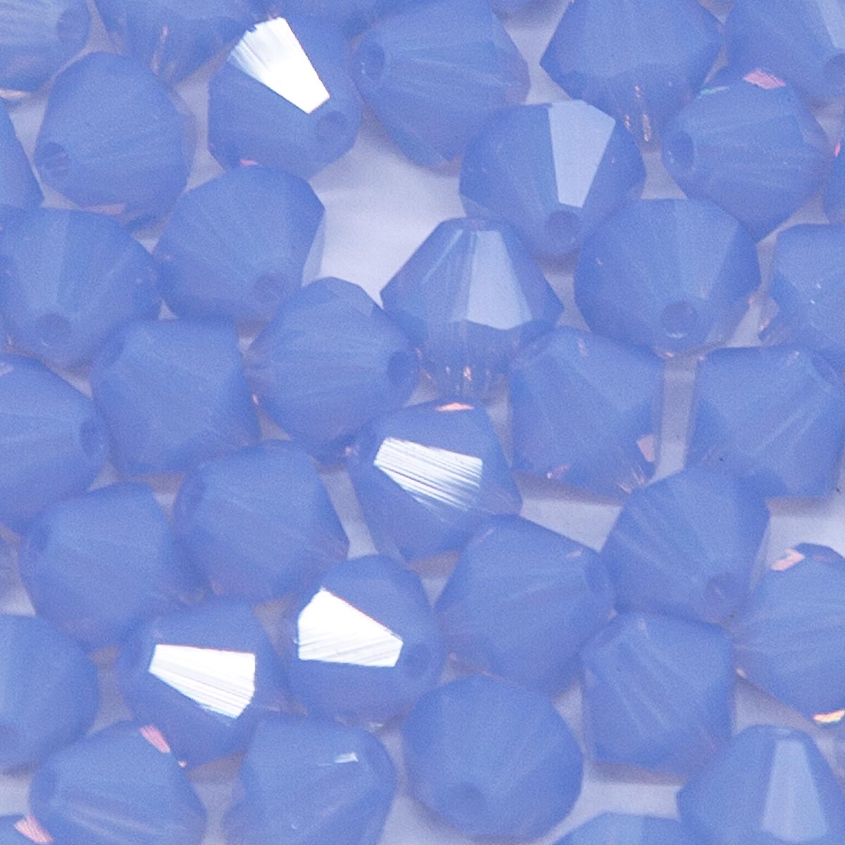 86CC270: Preciosa Crystal Dia Lt Sapphire Opal 6mm-72PC