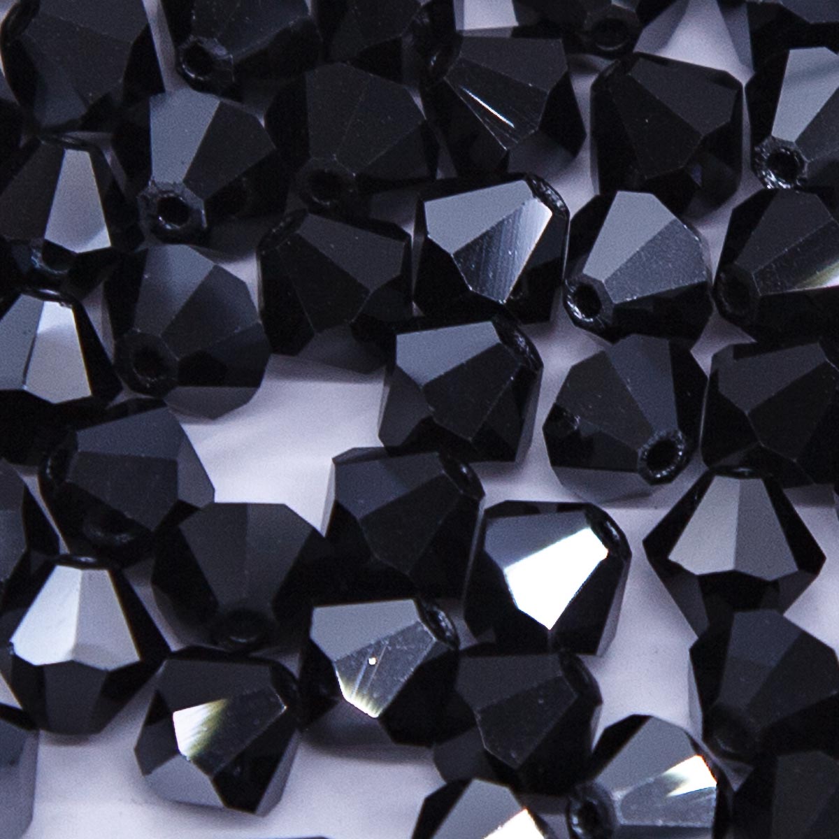 86CC309: Preciosa Crystal Dia Jet Hematite 6x6mm-72PC