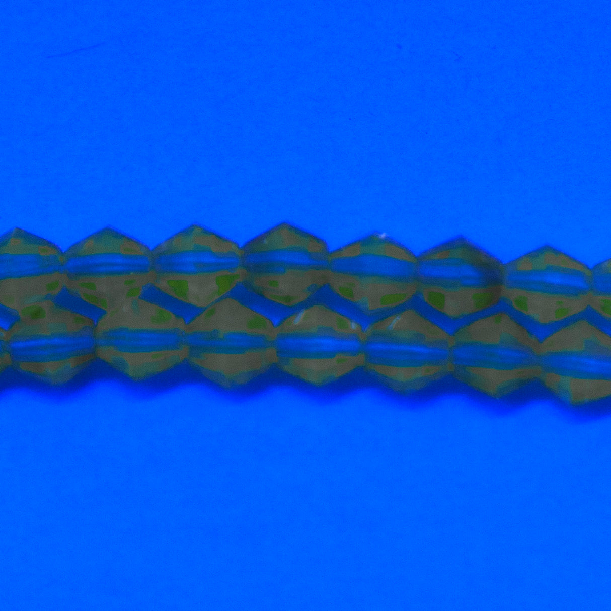 86FC233: CZ FC Diamond TR Peach 6mm 300PC