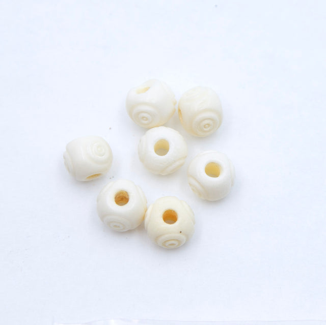 8BN114-C: Bone Cut Round 8mm Average 50 Pieces