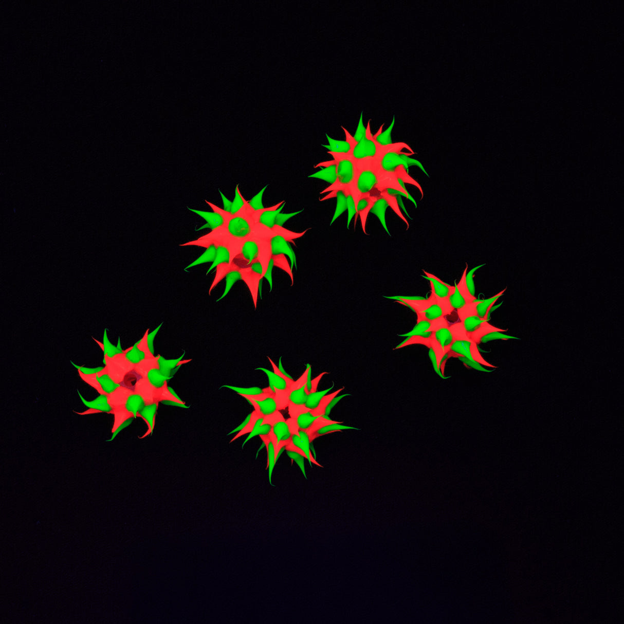 8MS134-82: Rubber Bead Round Orange With Green 8mm - 5PPK