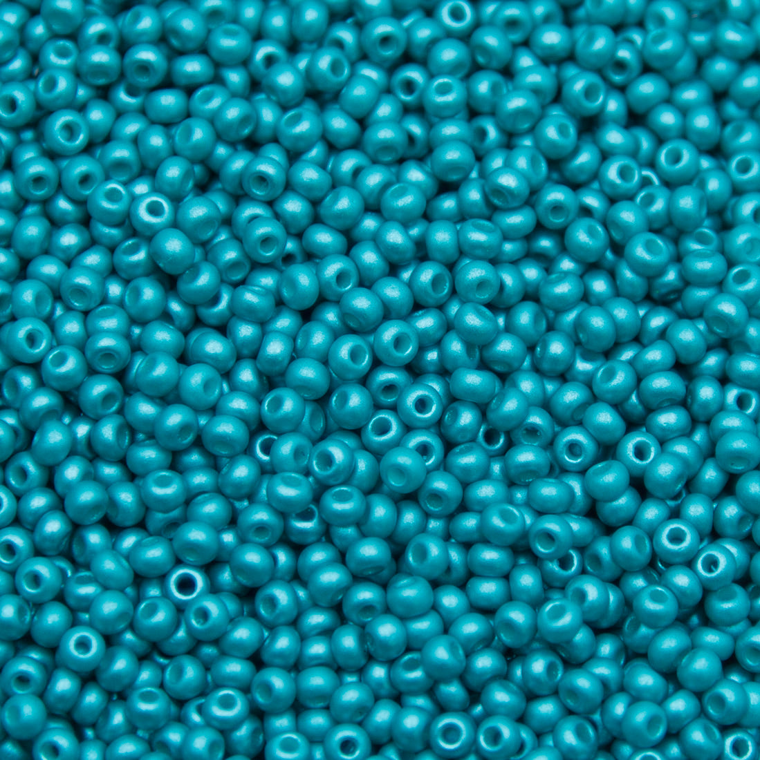8SB985-PL: CZ Seed Bead Permalux Sea Green 8/0 Loose