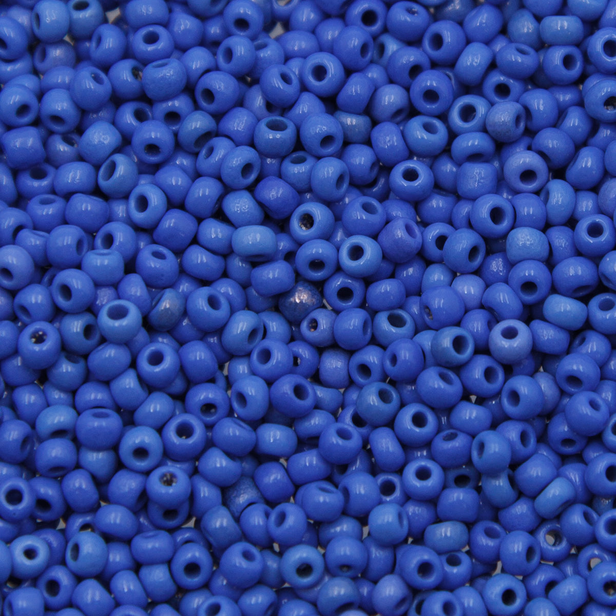 8SV168-D: Vintage Venetian Opaque Cornflower 8/0 500 Grams