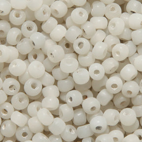 8SV210-UR: Vintage Venetian White Opal Frosted #2 8/0 50 Gram Bag
