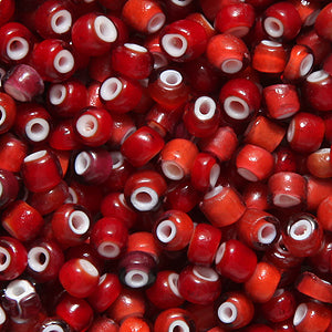 8SV7999-7: Vintage Venetian White Heart Red Mix 8/0 250 Grams