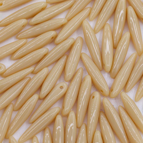 91DP151: Preciosa Ornela 5x16mm Beige Opaque Thorn Beads