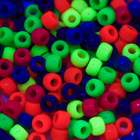 9CP199: Plastic Pony Neon Mix 9mm 500 Piece Package