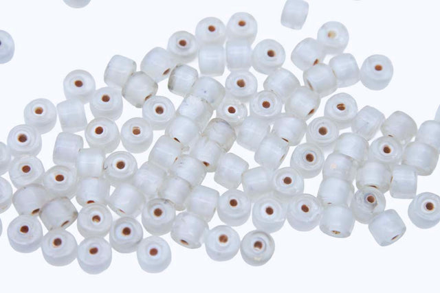9IC732: Crow White Lined Crystal 9mm - 100 Grams