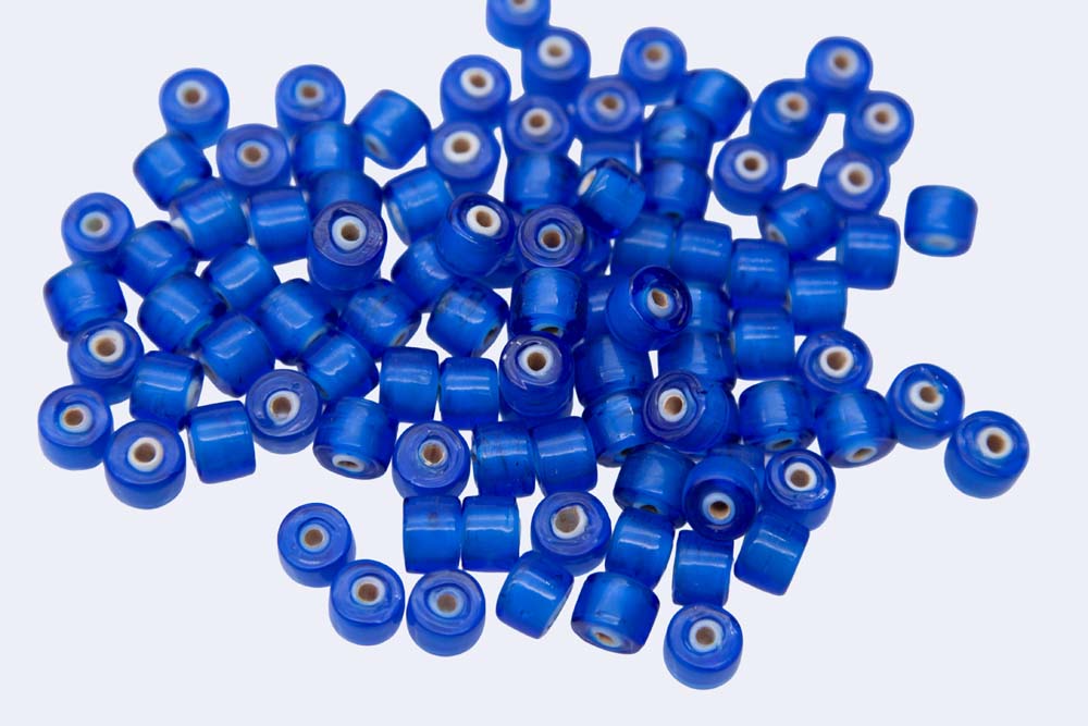 9IC768: Crow White Lined Capri Blue 9mm 100 Grams
