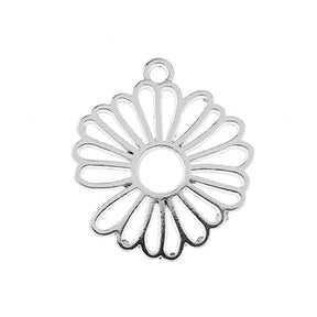  DZ1406-01: Beadwork Findings Silver Pendant Flower 25x28mm 4PPK