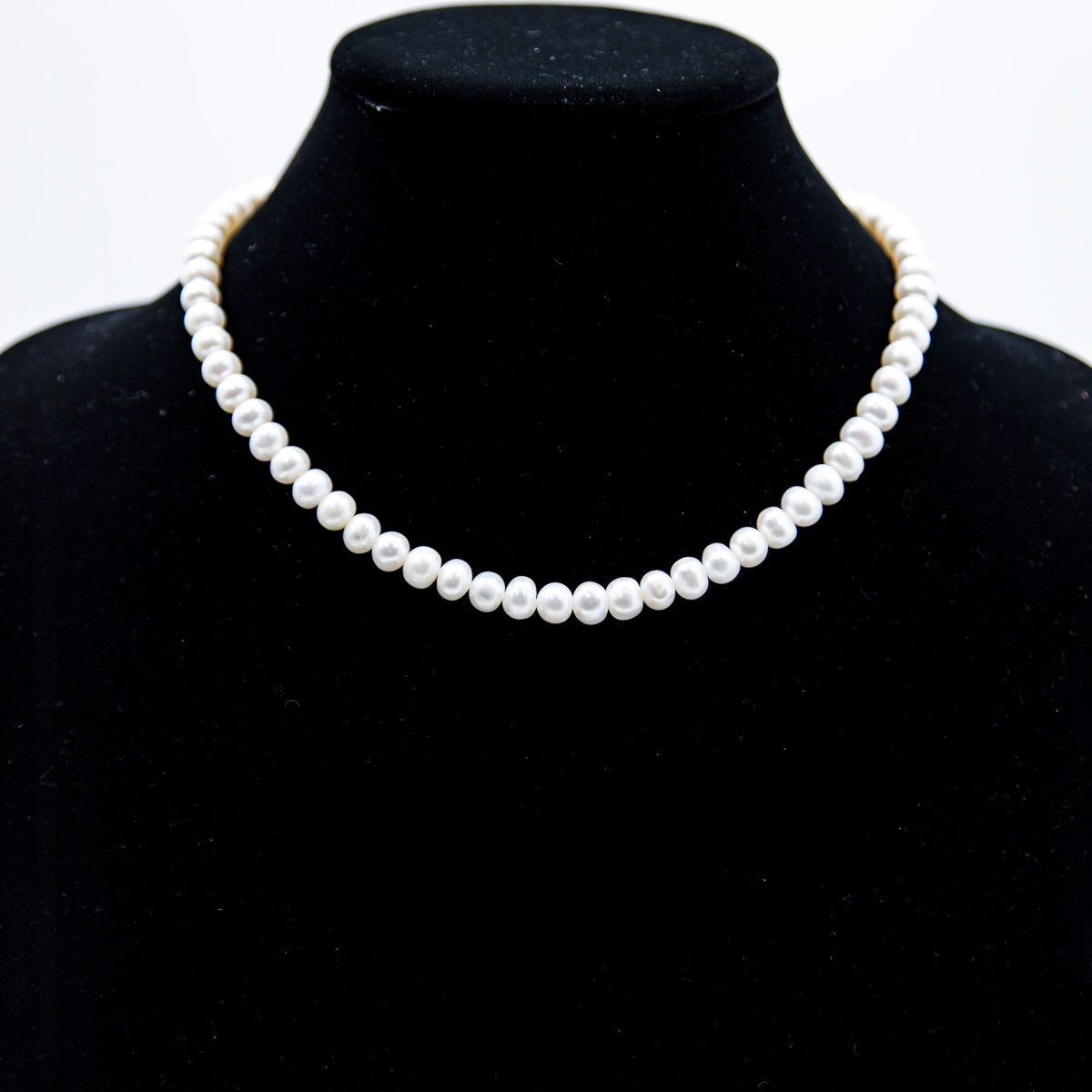 FPN2195-01: Pearl Necklace White/Cream 7-6mm Potato 18"