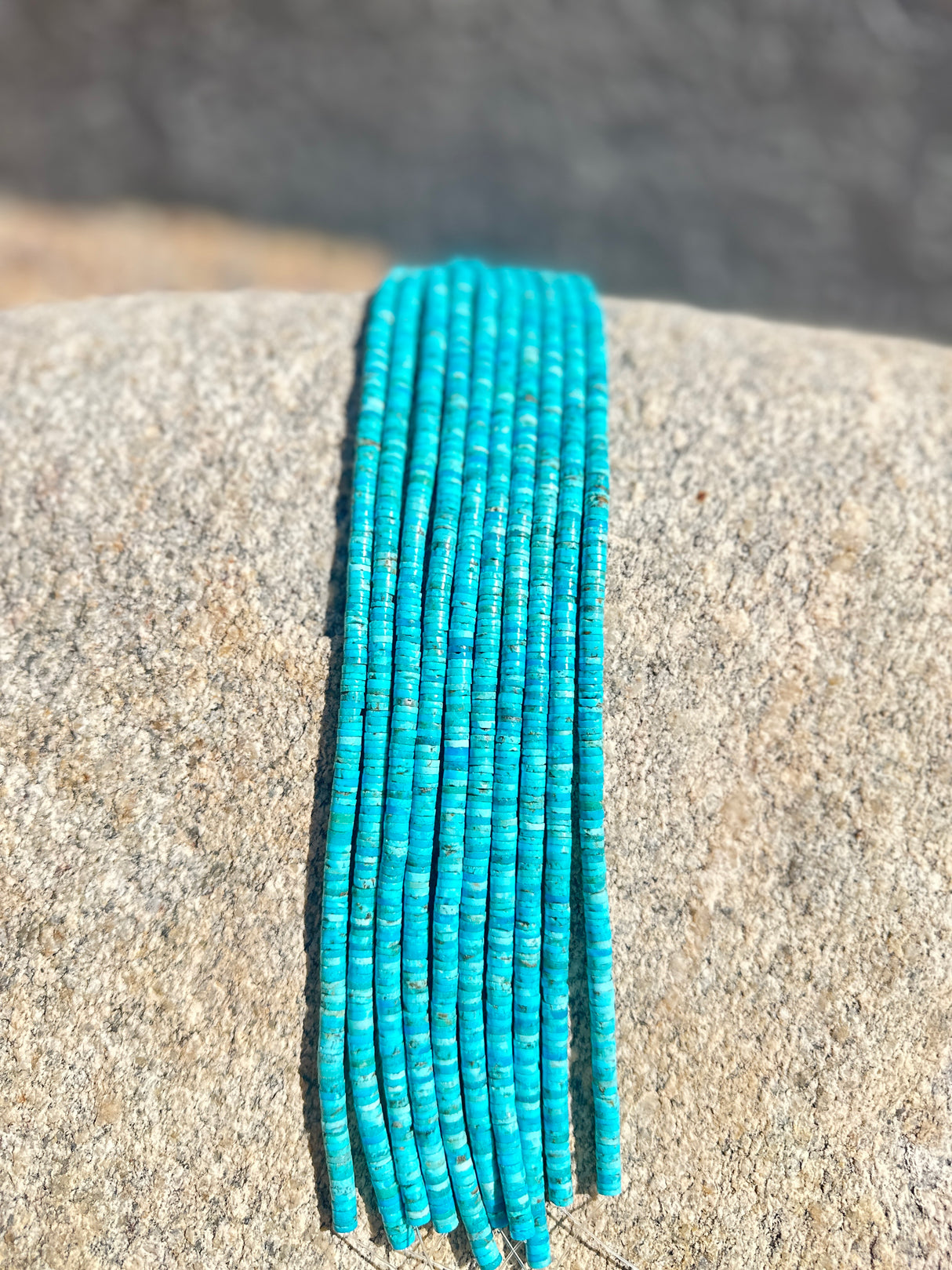 74ST413-H: Blue Turquoise Heishi 6mm 16"