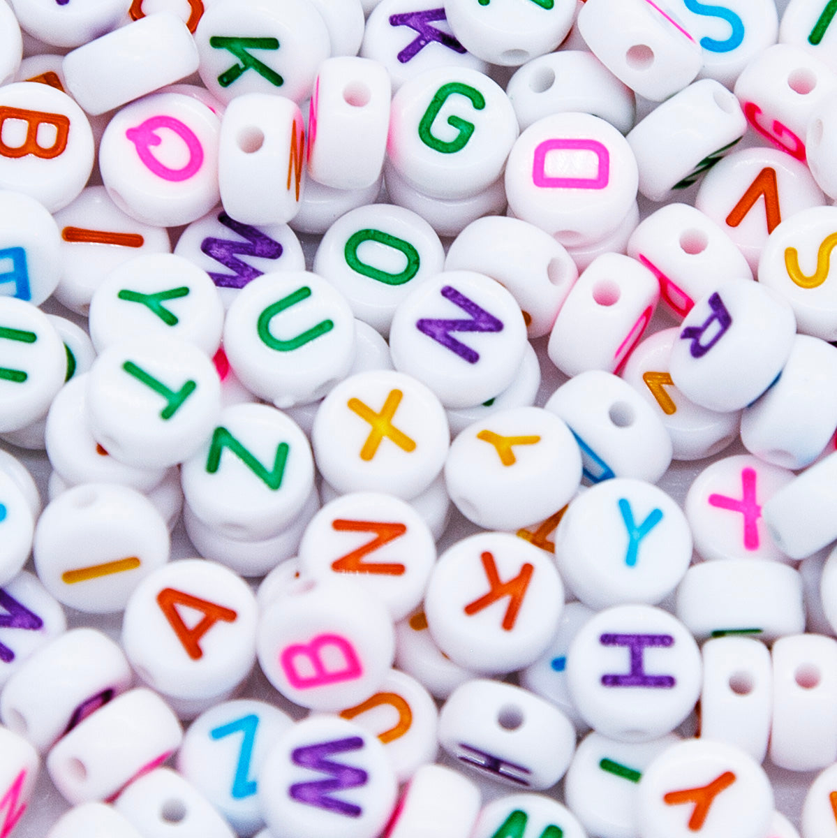 PL200-12: Acrylic Alphabet White/Multi Disc 4x7mm 200Pcs