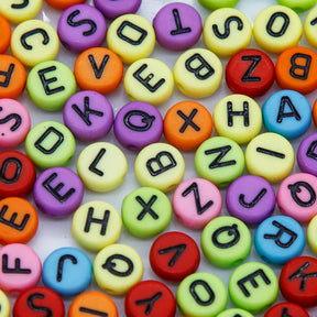 PL200-14: Acrylic Alphabet Multi/Black Disc 4x7mm 100Pcs
