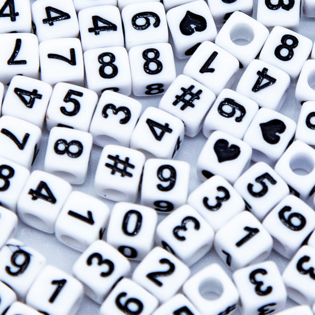PL200-4: Acrylic White/Black Numbers 6x6mm 4mm Hole 100PPK