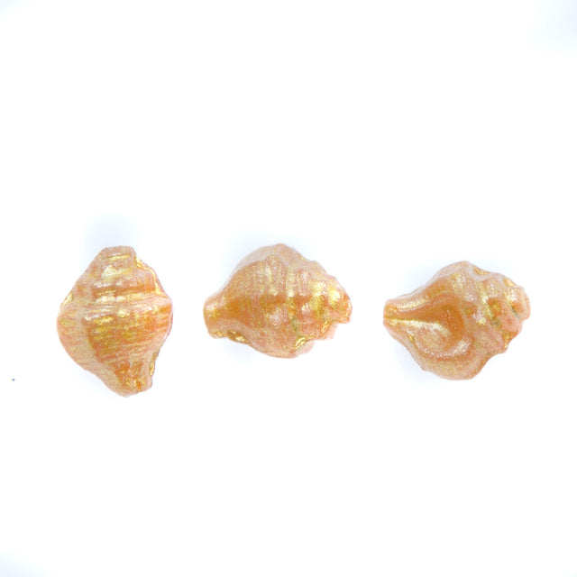 SH014: Czech Shell Bead 15x12mm