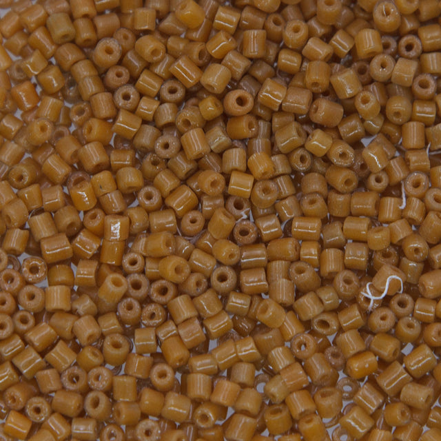 SV100-62: Vintage Venetian Bugle Raw Sienna 2MM AVG - 250 Grams