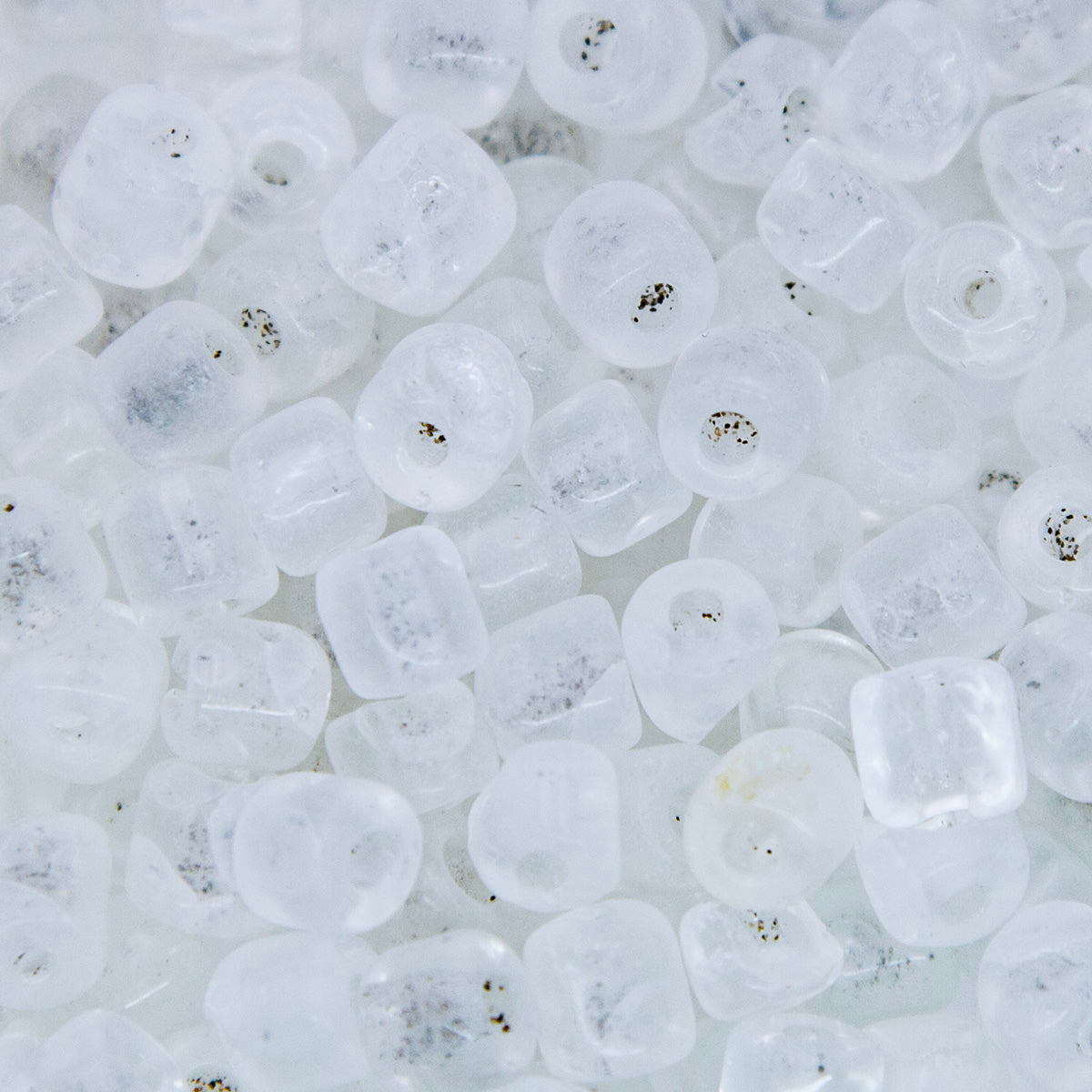 SV100-86: Vintage Venetian Crow Crystal 6mm AVG - 250 Grams