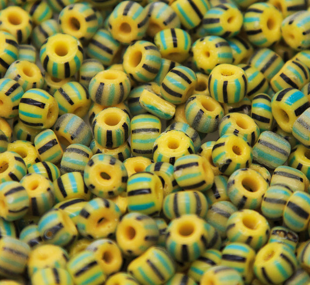 SV999-7: Greasy Yellow with Black and Turquoise Stripe 50 Gram Bag